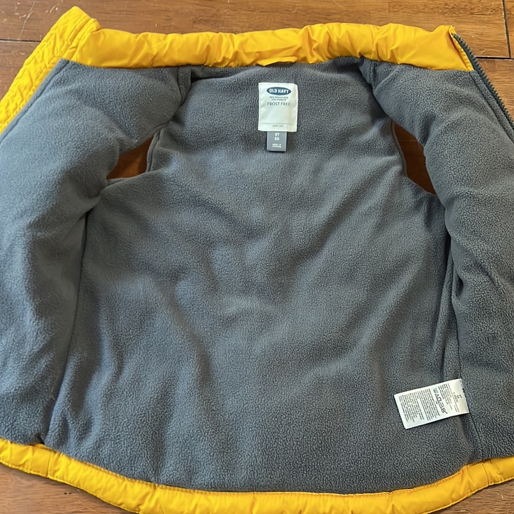 Bundle- Fall Vest - Picture 3 of 9